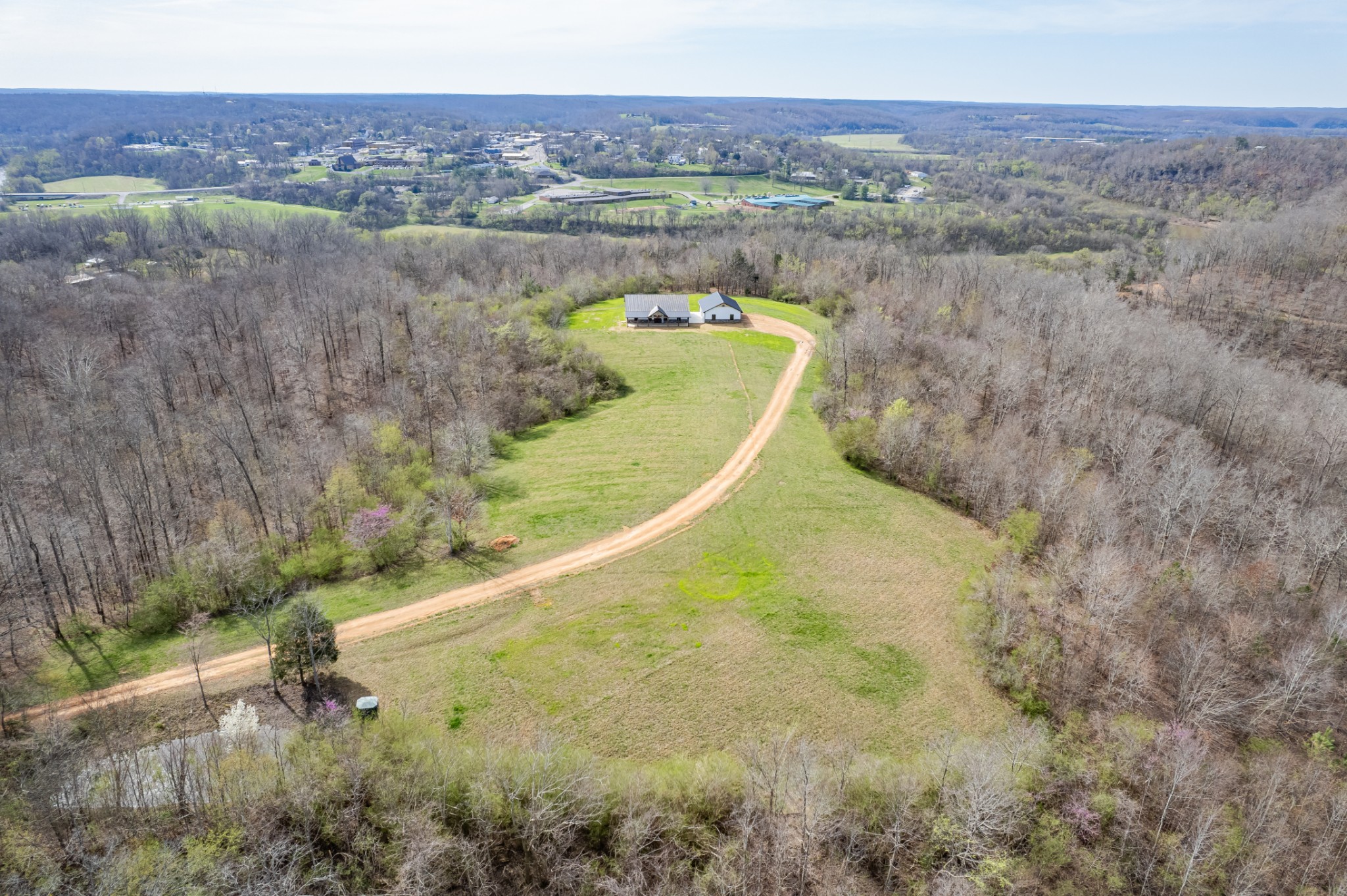 321 Old Sr 48 Centerville TN 37033