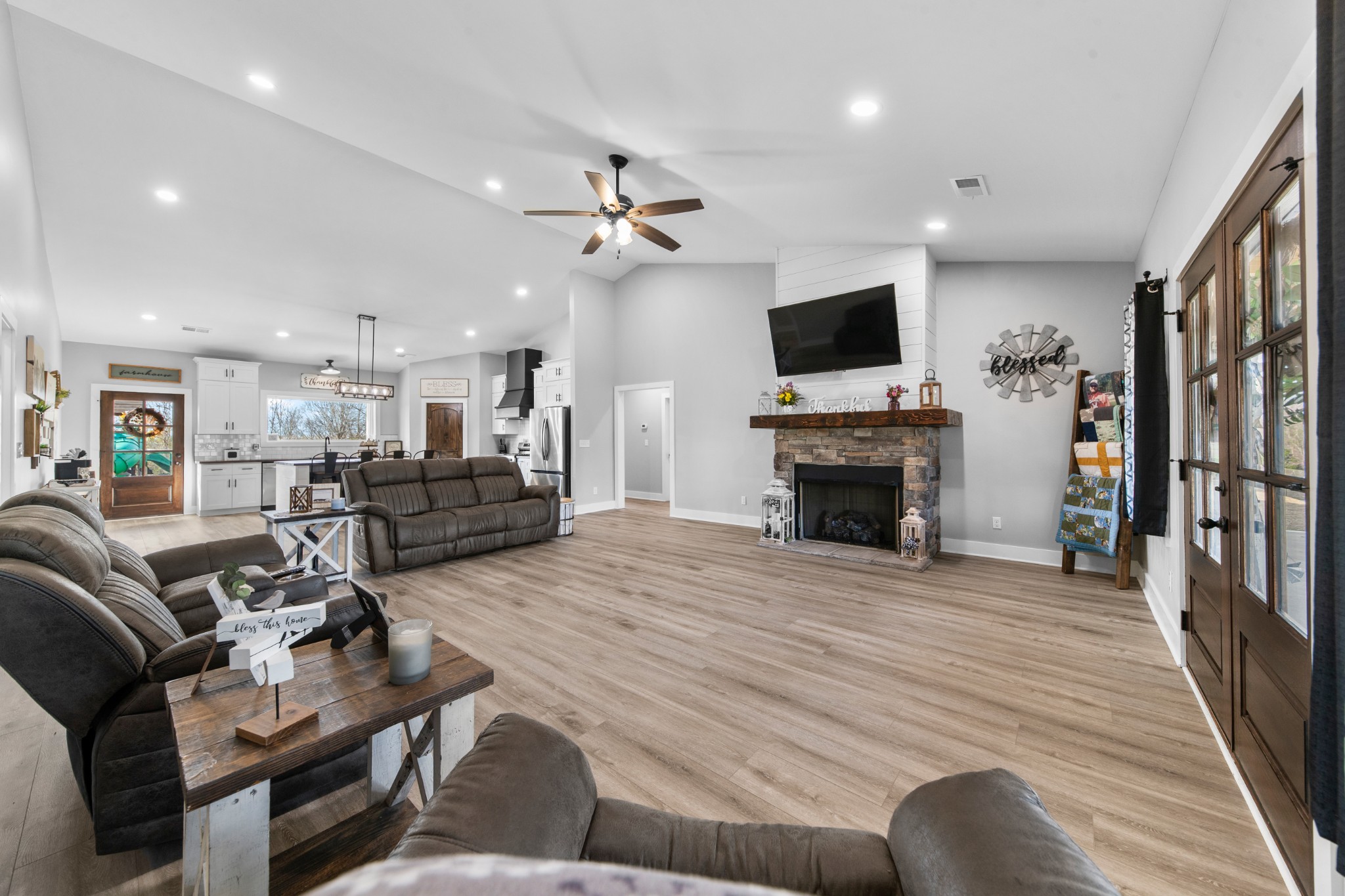 321 Old Sr 48 Centerville TN 37033