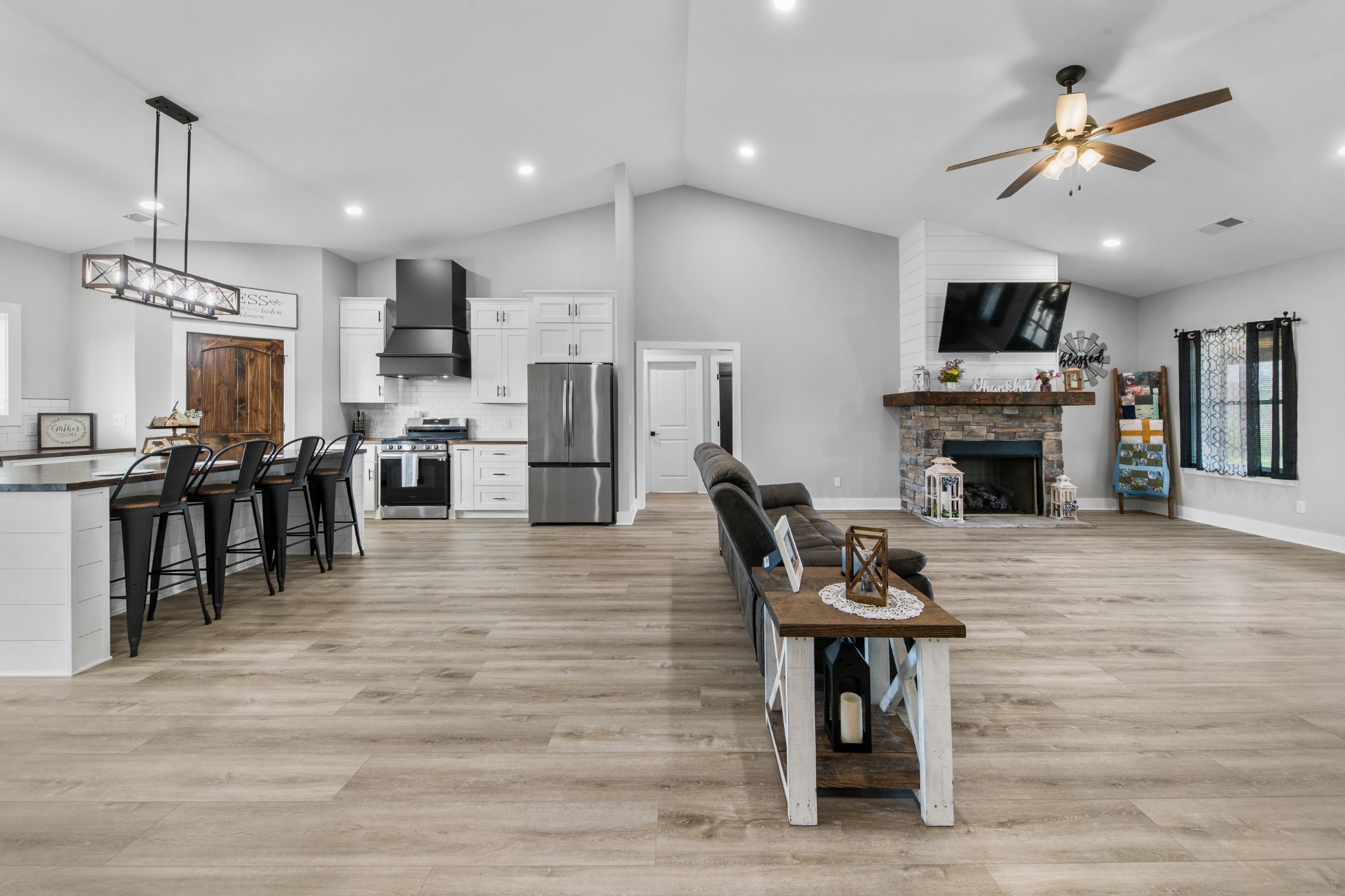 321 Old Sr 48 Centerville TN 37033