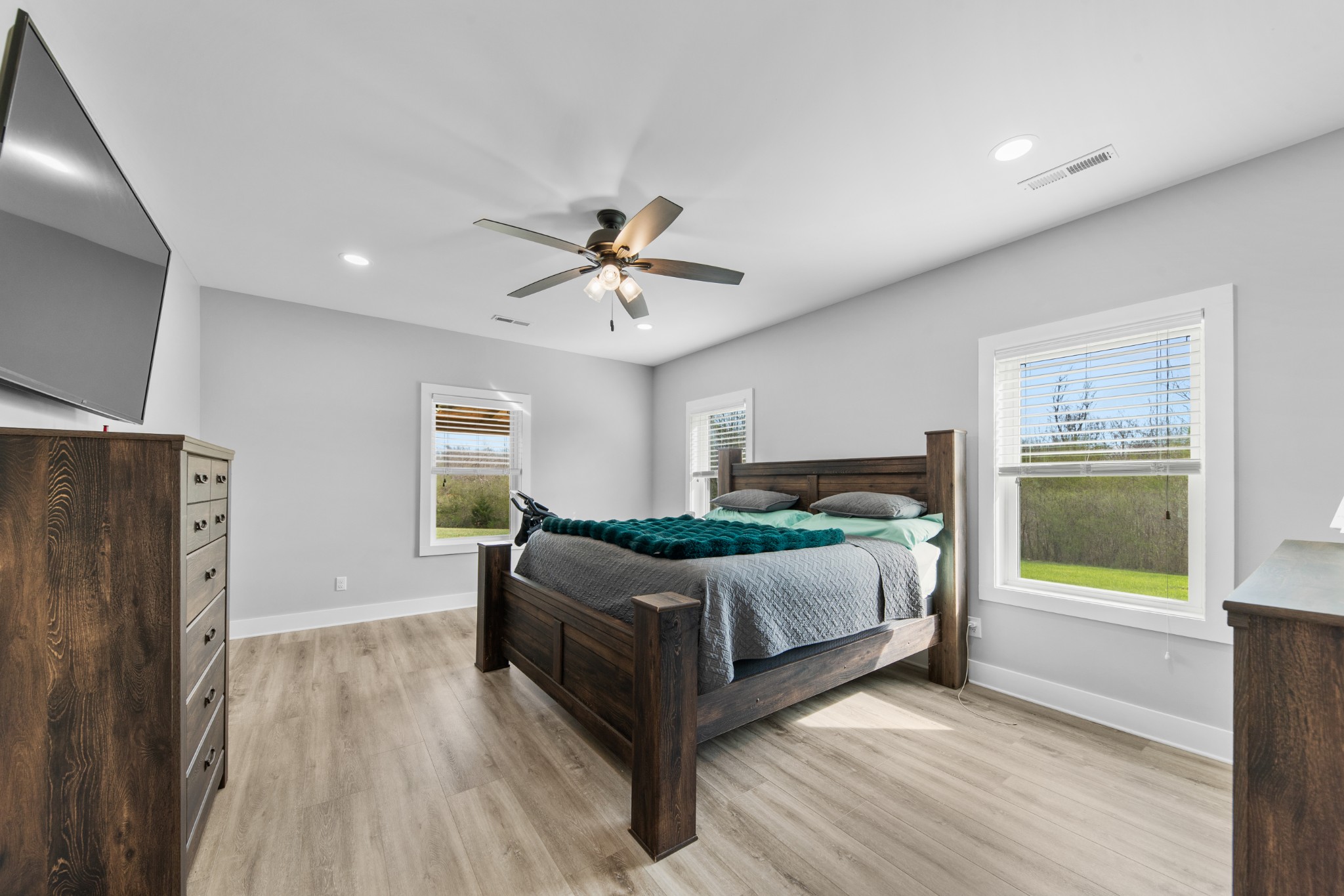 321 Old Sr 48 Centerville TN 37033