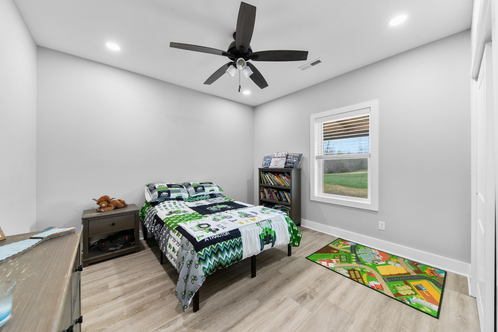 321 Old Sr 48 Centerville TN 37033