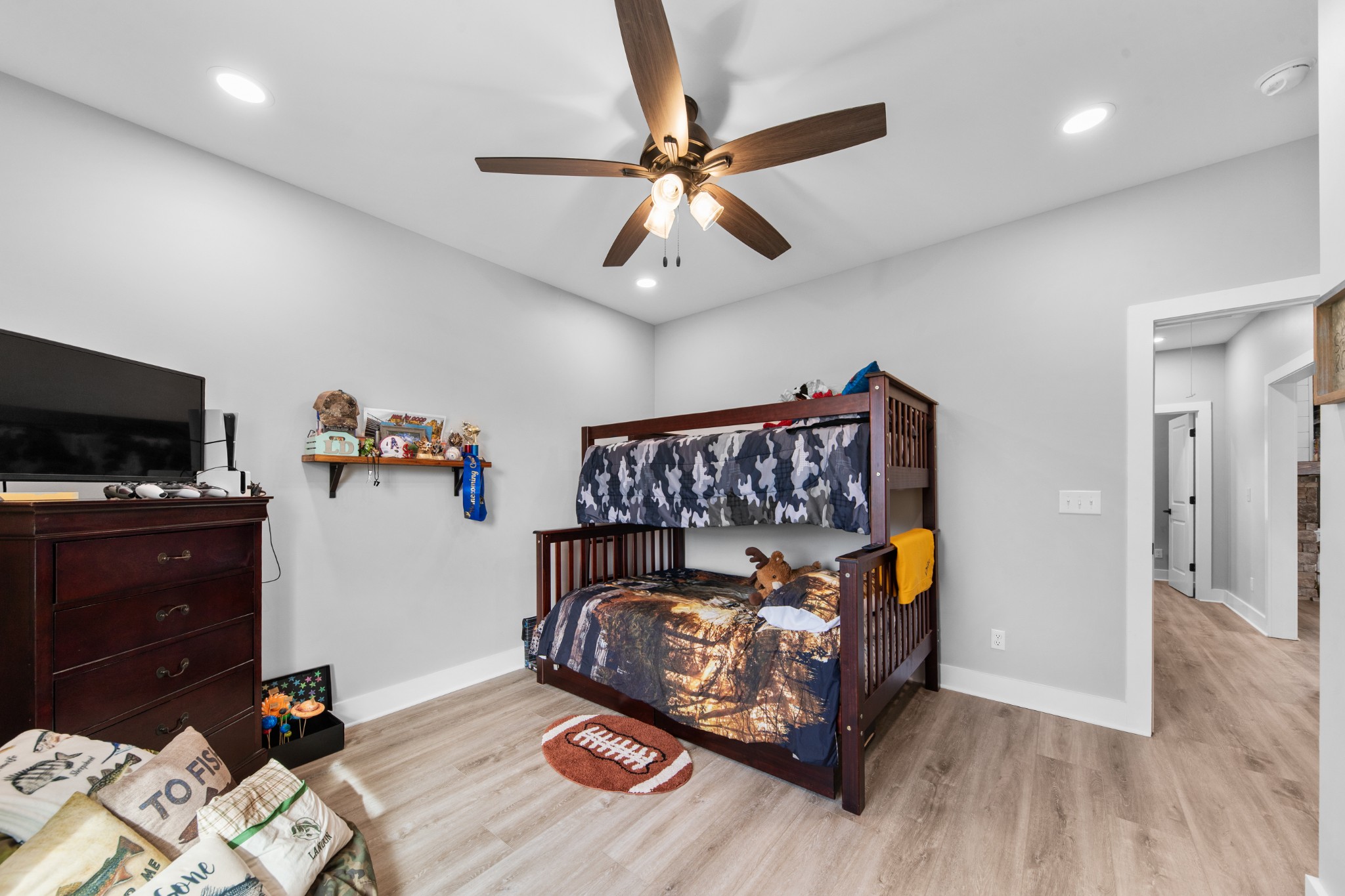 321 Old Sr 48 Centerville TN 37033