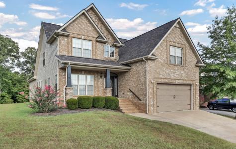 833 E Accipiter Circle Clarksville TN 37043