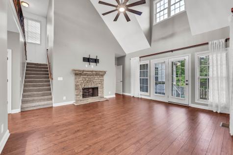 833 E Accipiter Circle Clarksville TN 37043