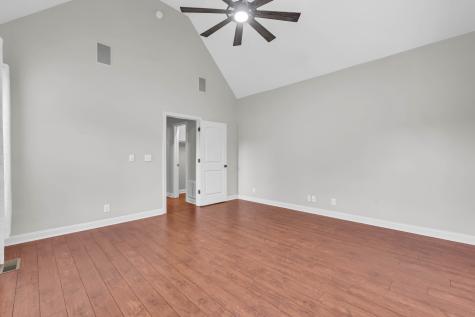 833 E Accipiter Circle Clarksville TN 37043
