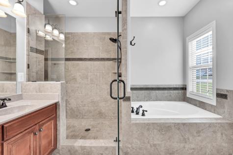 833 E Accipiter Circle Clarksville TN 37043