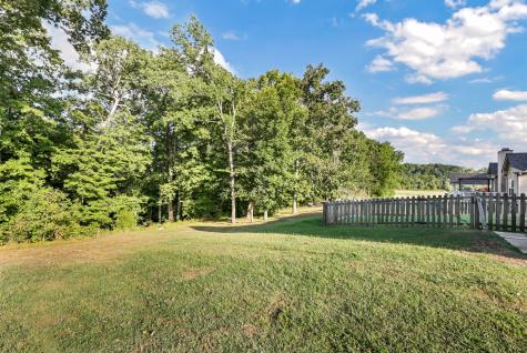 833 E Accipiter Circle Clarksville TN 37043