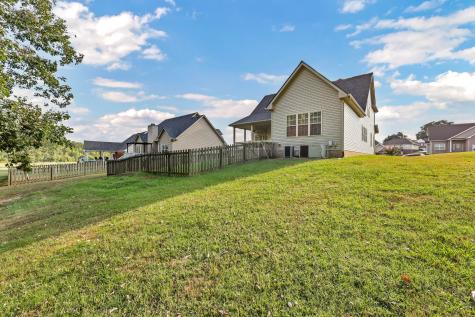 833 E Accipiter Circle Clarksville TN 37043