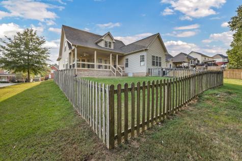 833 E Accipiter Circle Clarksville TN 37043