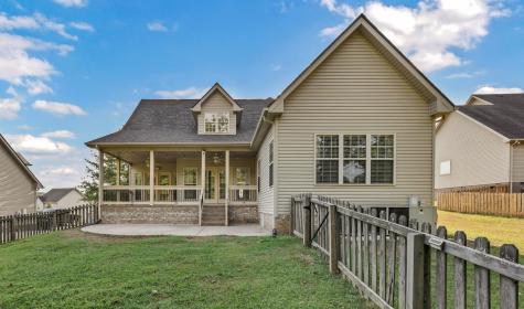 833 E Accipiter Circle Clarksville TN 37043