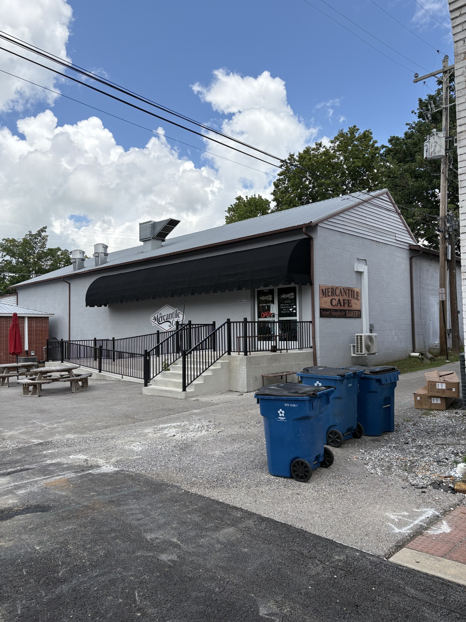 216 N Irwin Street Manchester TN 37355