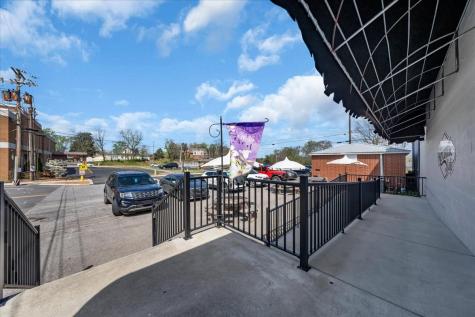 216 N Irwin Street Manchester TN 37355
