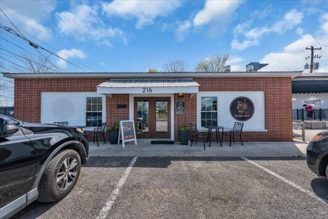 216 N Irwin Street Manchester TN 37355