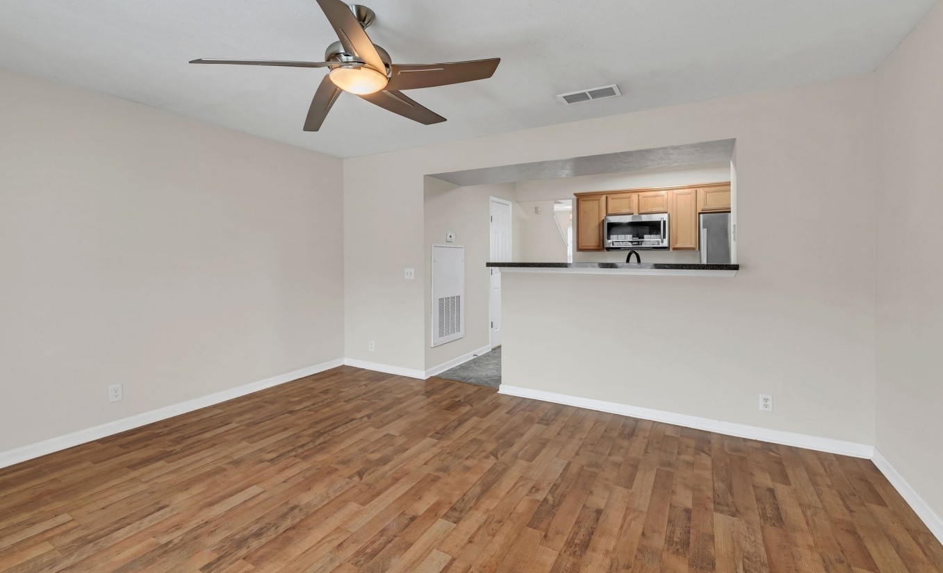 8007 Logan Drive La Vergne TN 37086