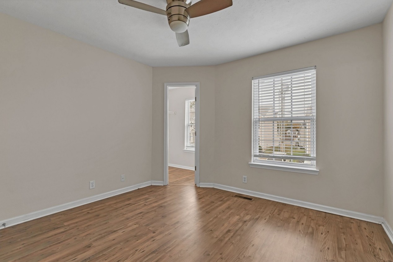 8007 Logan Drive La Vergne TN 37086