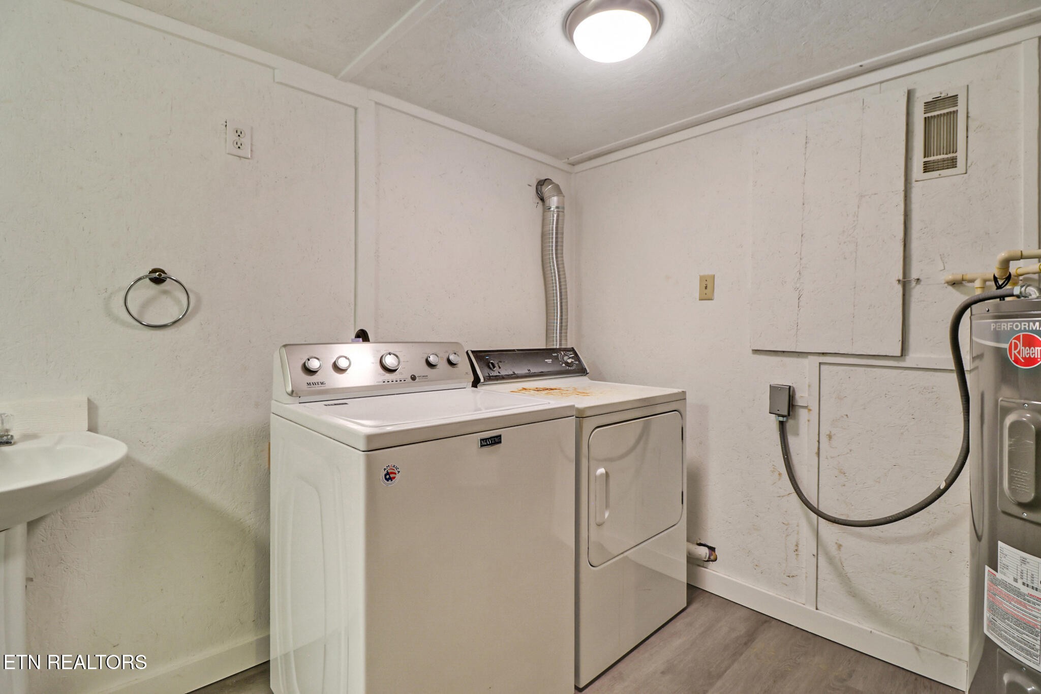 148 Porter Lane Spring City TN 37381