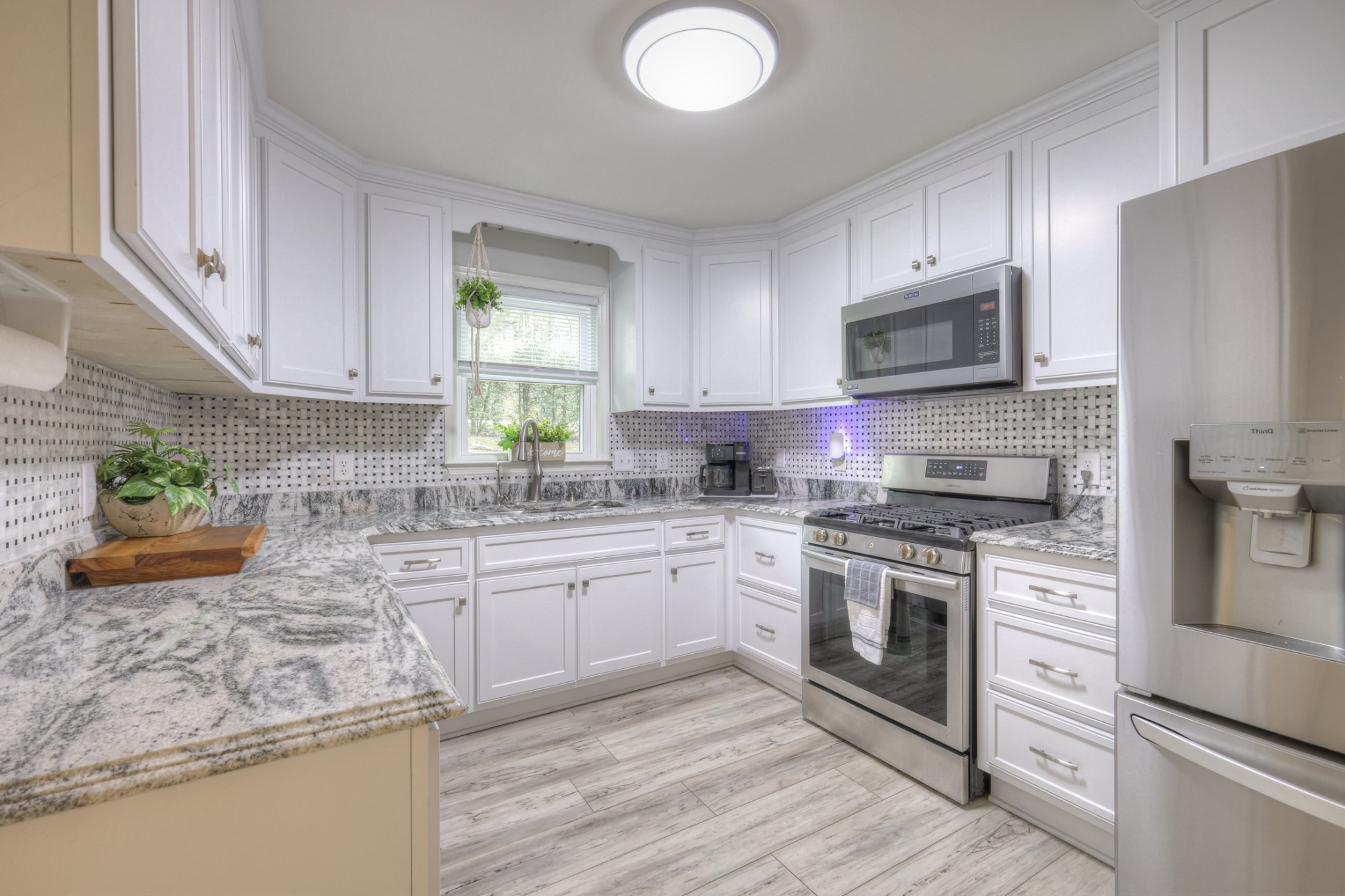 204 Hogan Lane Columbia TN 38401