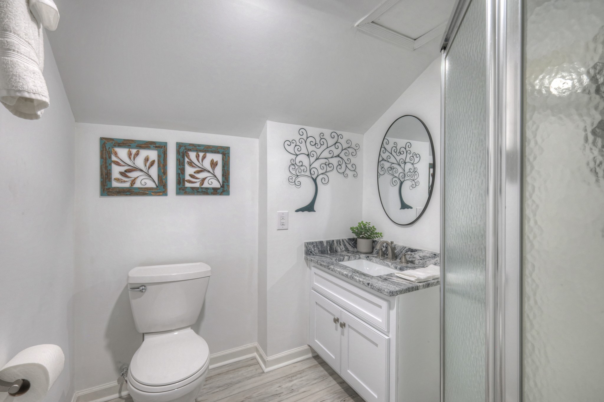 204 Hogan Lane Columbia TN 38401