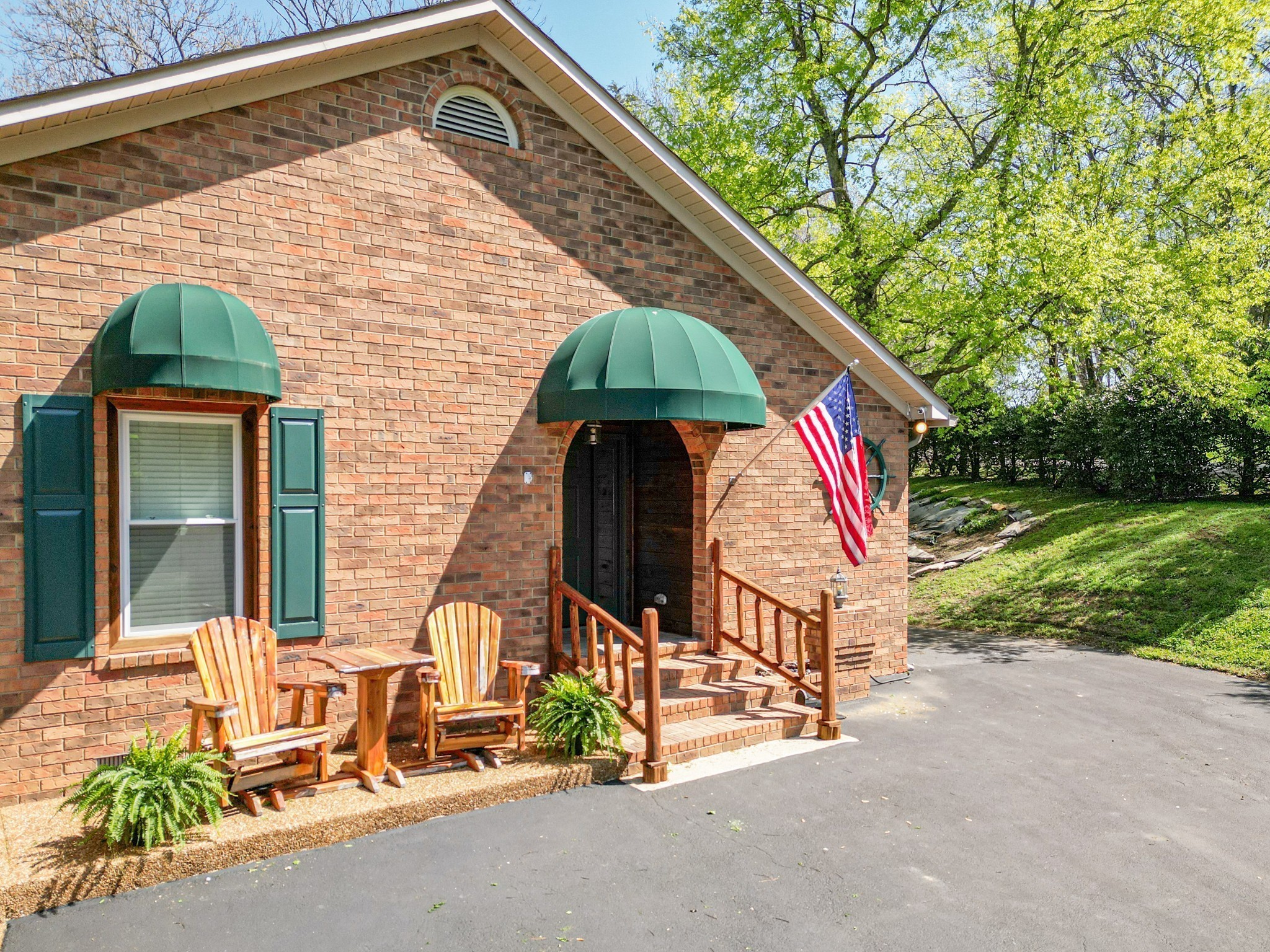 204 Hogan Lane Columbia TN 38401