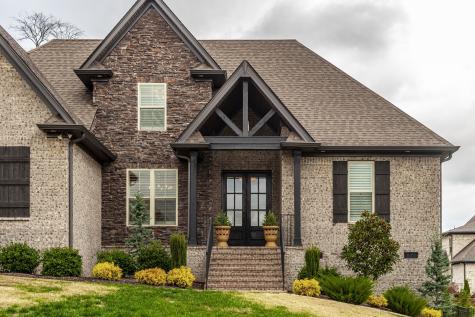 2024 Hawkwell Circle Hendersonville TN 37075