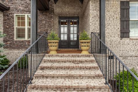 2024 Hawkwell Circle Hendersonville TN 37075