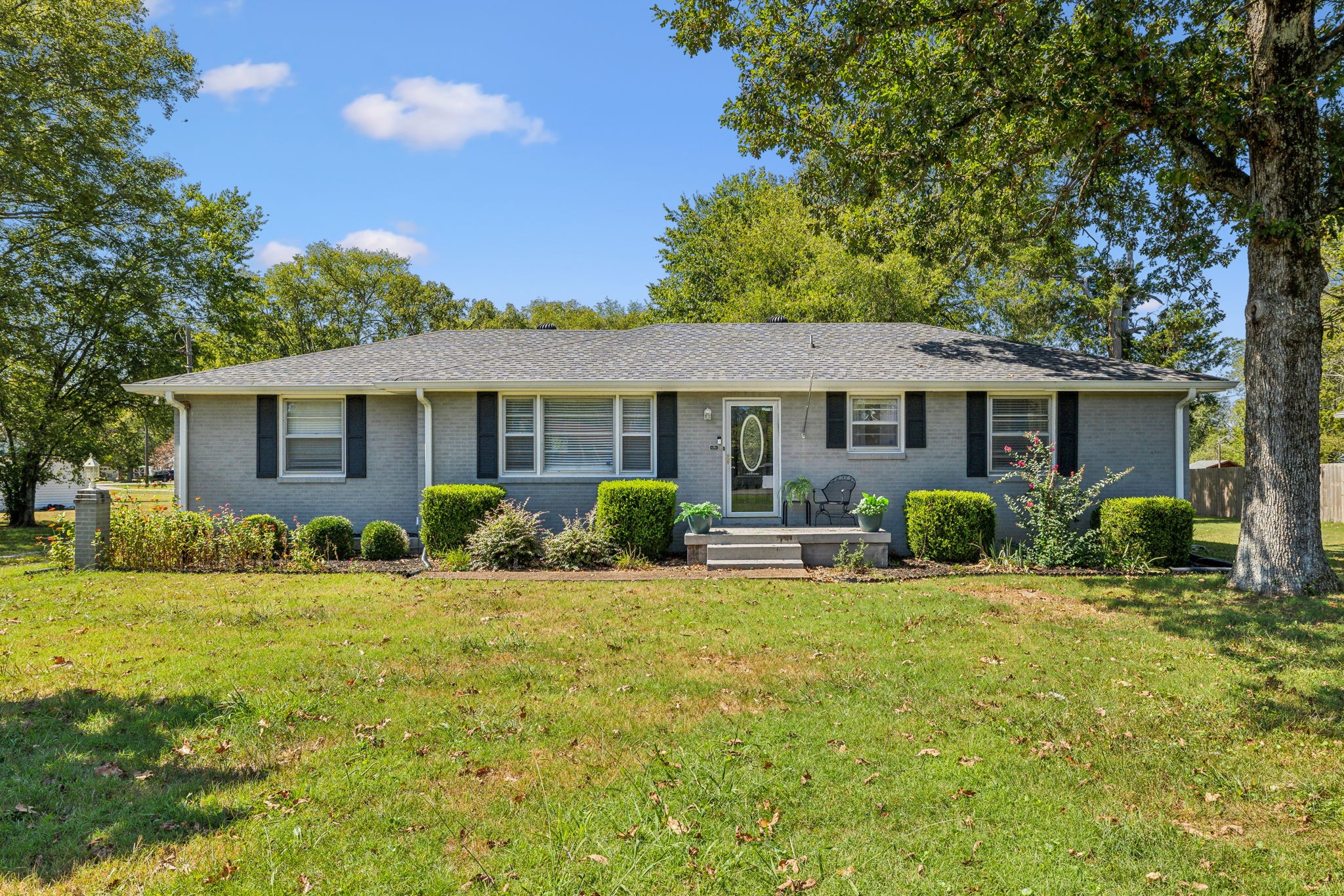 912 Castle Heights Avenue Lebanon TN 37087