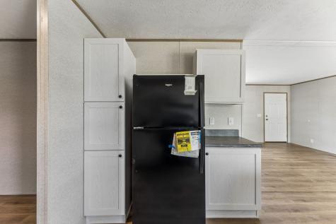 8 Otha Road Summertown TN 38483