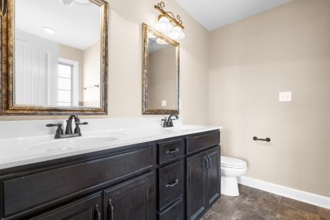 3768 Tradewinds Terrace Clarksville TN 37040