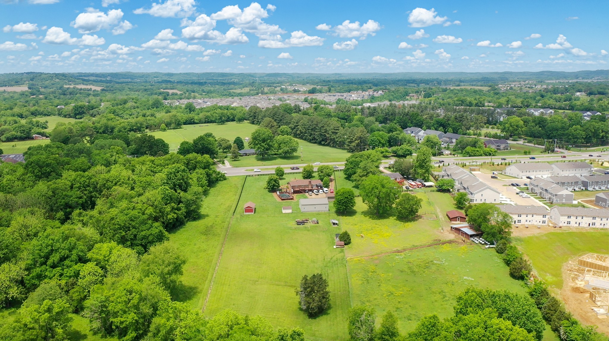 2348 Nashville Highway Columbia TN 38401