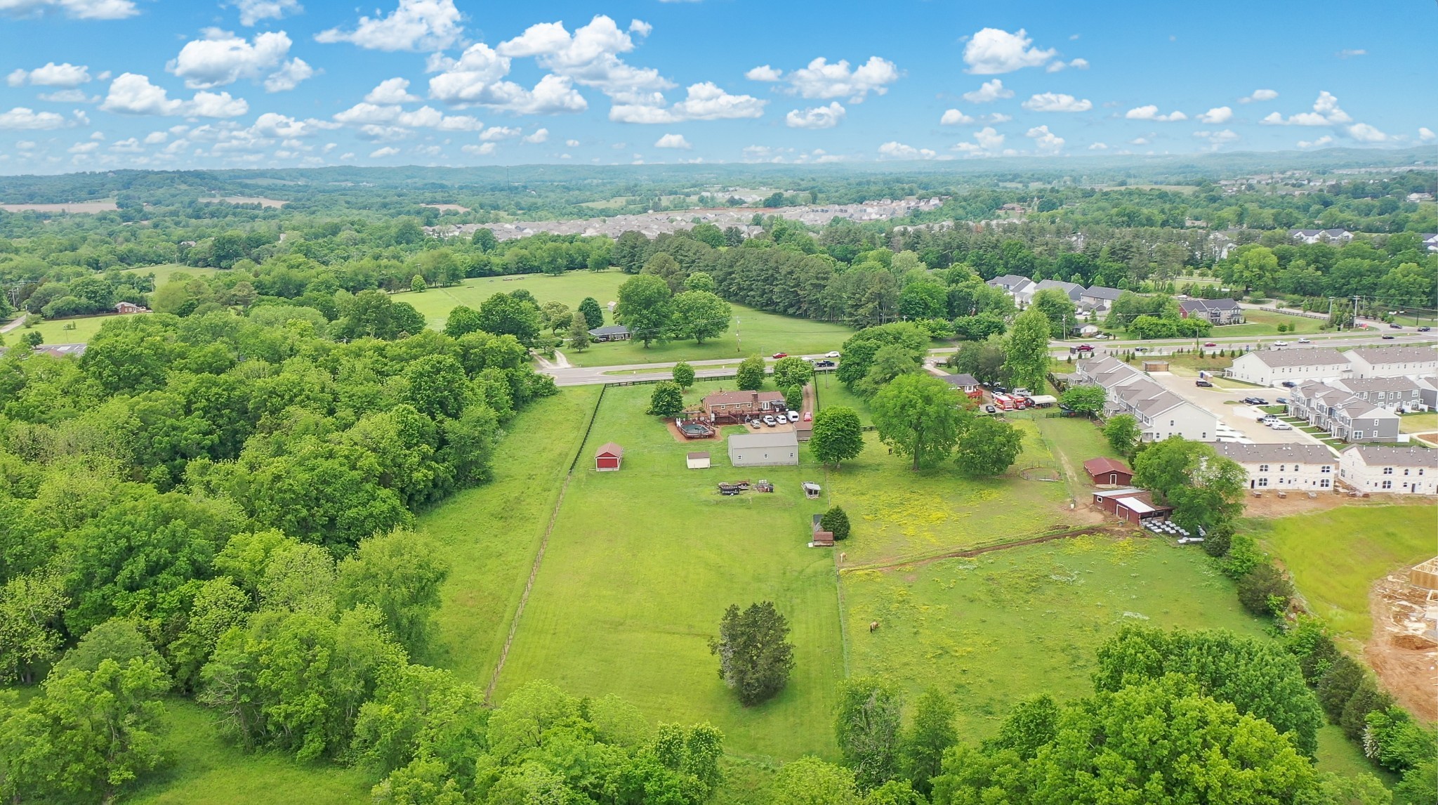2348 Nashville Highway Columbia TN 38401