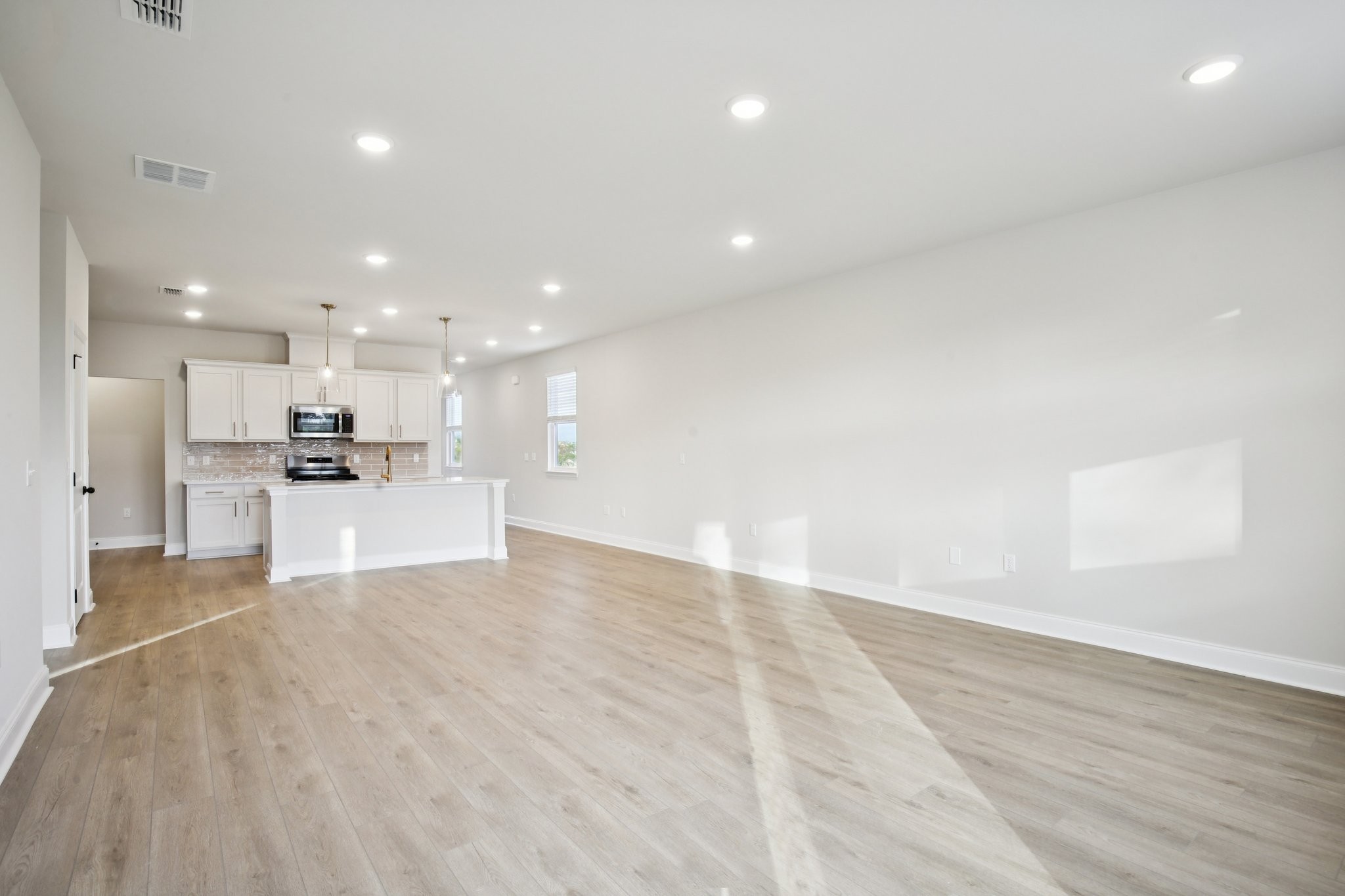 1090 Large Poppy Drive La Vergne TN 37086