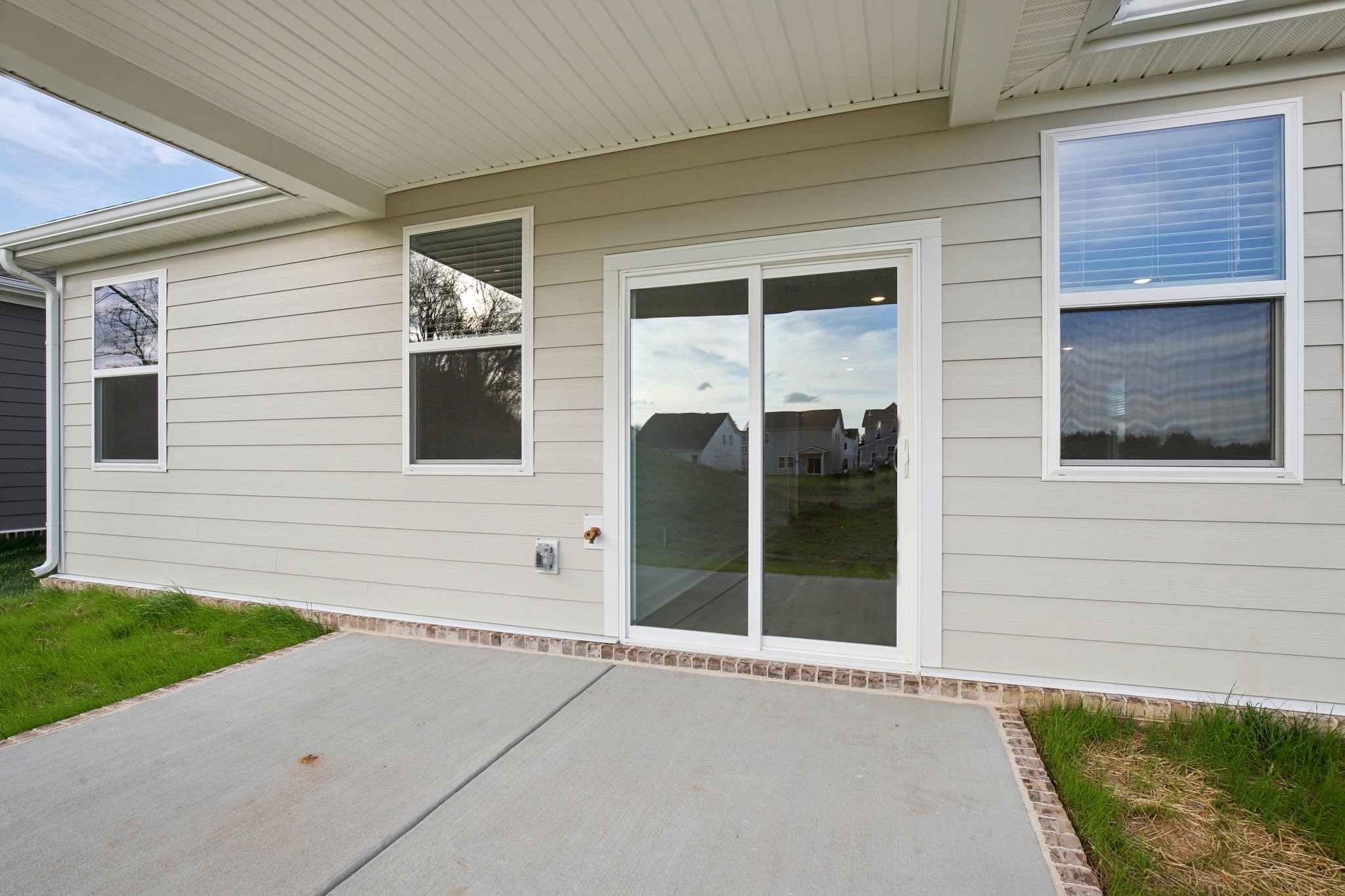 1090 Large Poppy Drive La Vergne TN 37086