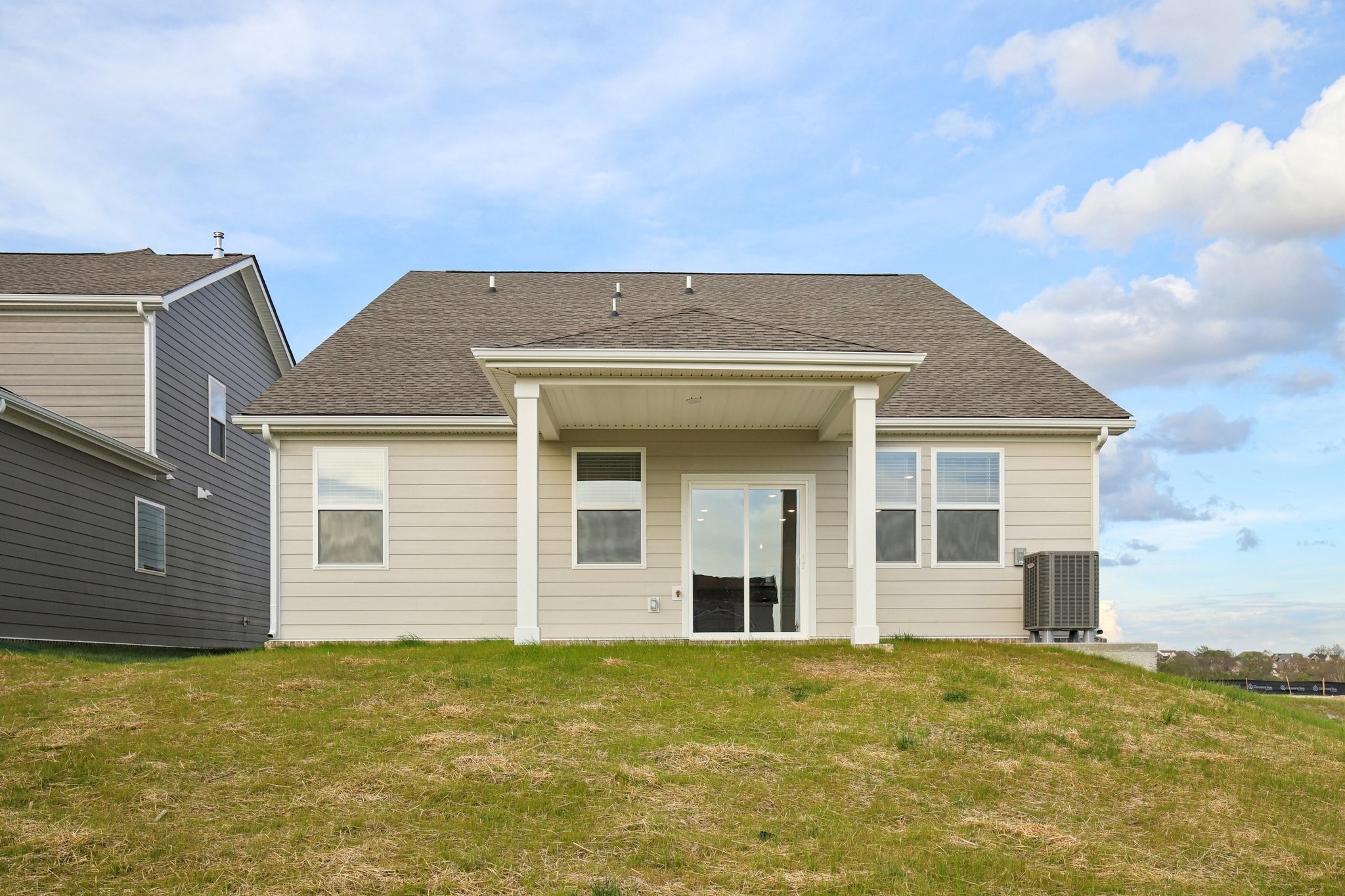 1090 Large Poppy Drive La Vergne TN 37086