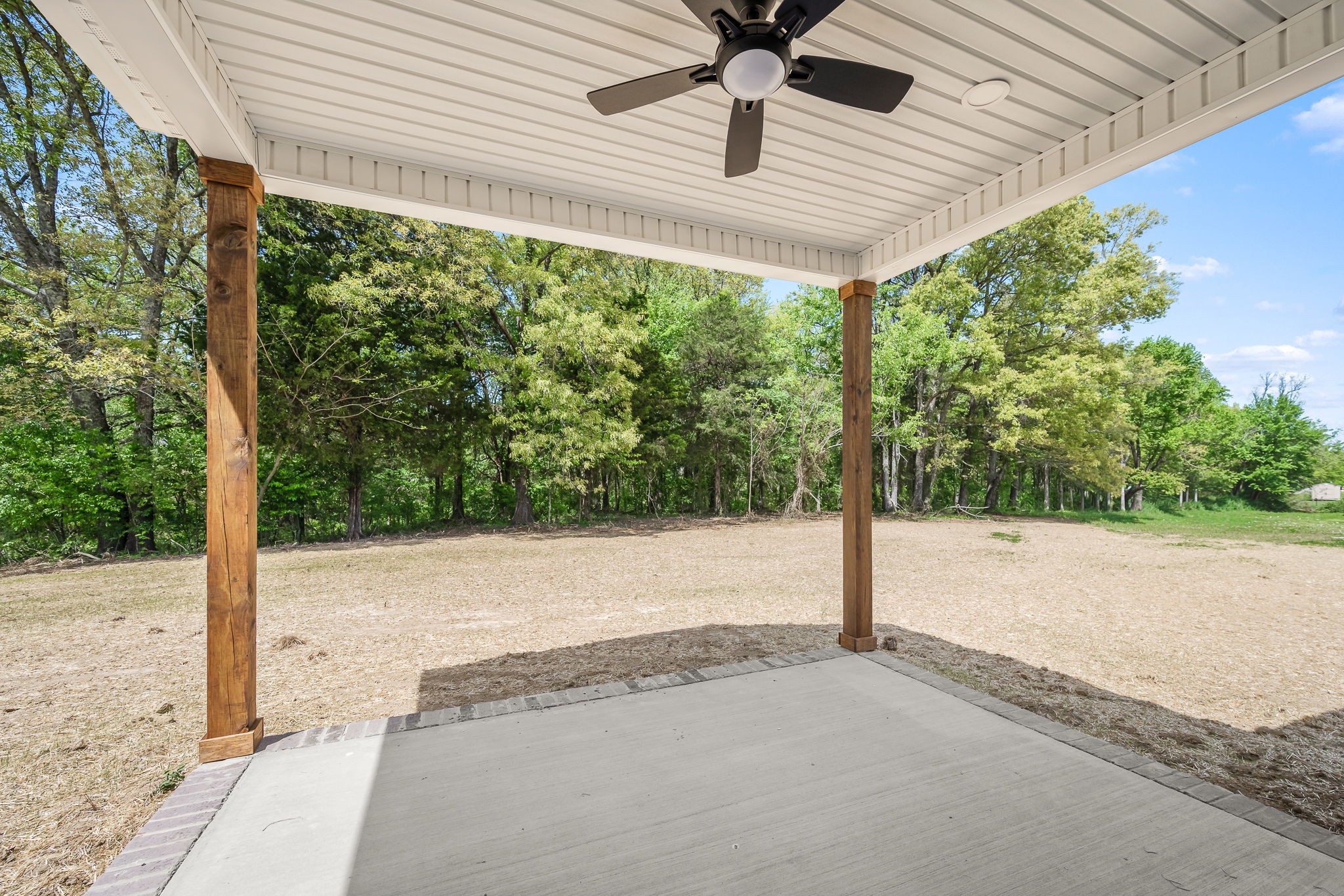 3776 Hollow Springs Road Bradyville TN 37026