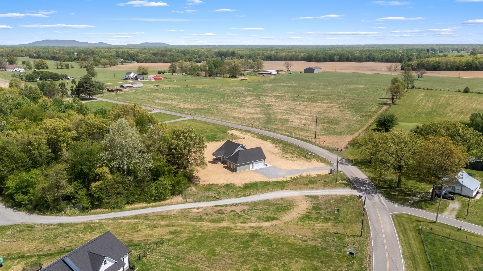 3776 Hollow Springs Road Bradyville TN 37026