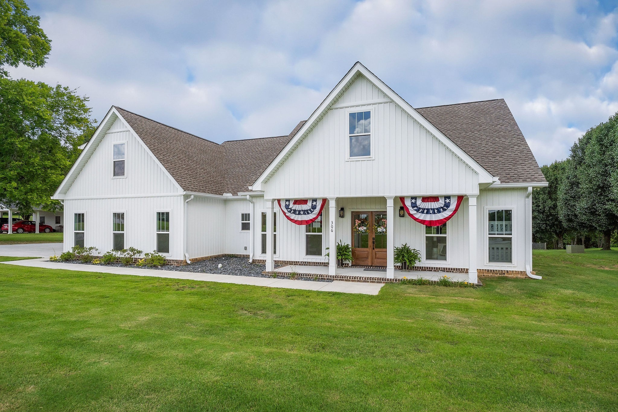 306 Old Shelbyville Road Mcminnville TN 37110