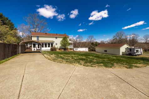 6761 Hall Road Greenbrier TN 37073