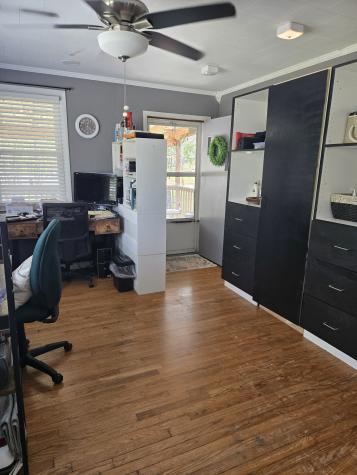 1605 New Dry Hollow Road Vanleer TN 37181