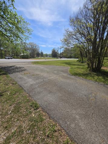 1605 New Dry Hollow Road Vanleer TN 37181