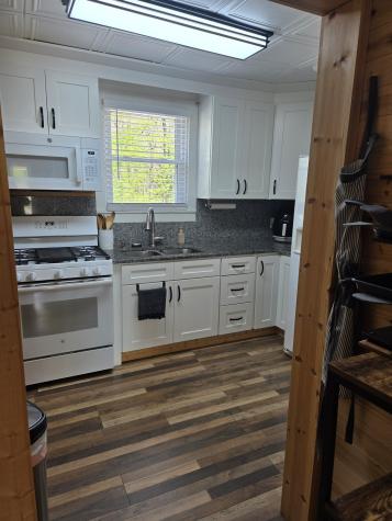 1605 New Dry Hollow Road Vanleer TN 37181