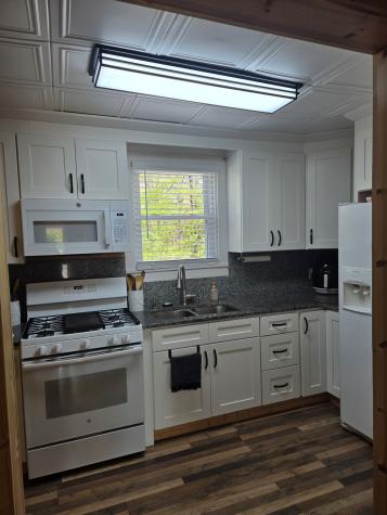 1605 New Dry Hollow Road Vanleer TN 37181