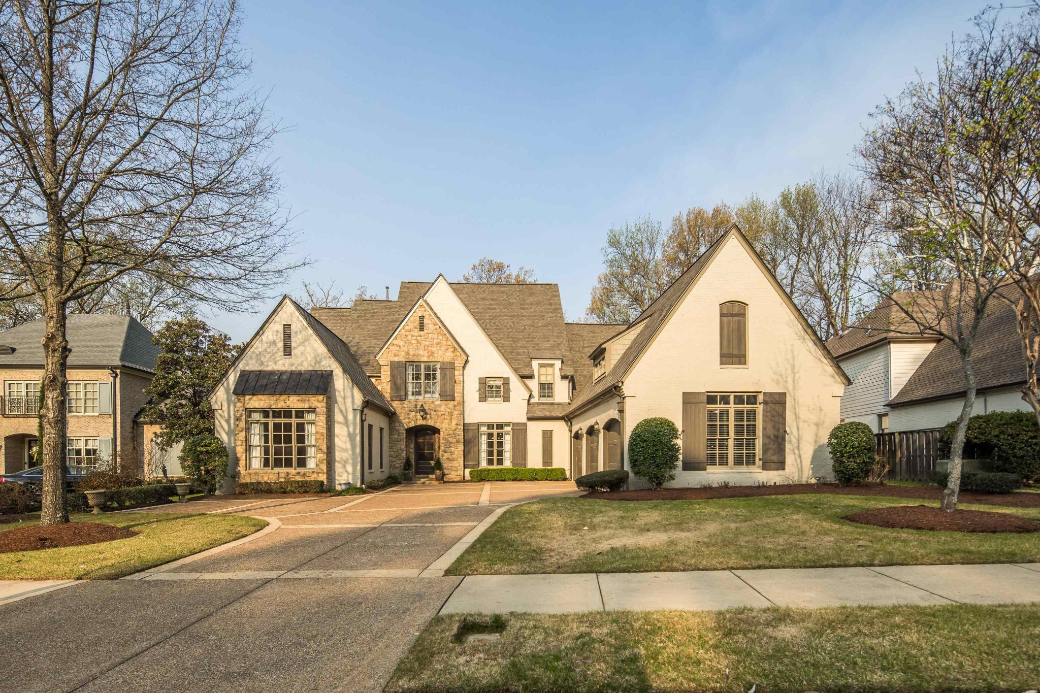 2021 Flowers Oak Cove Germantown TN 38138