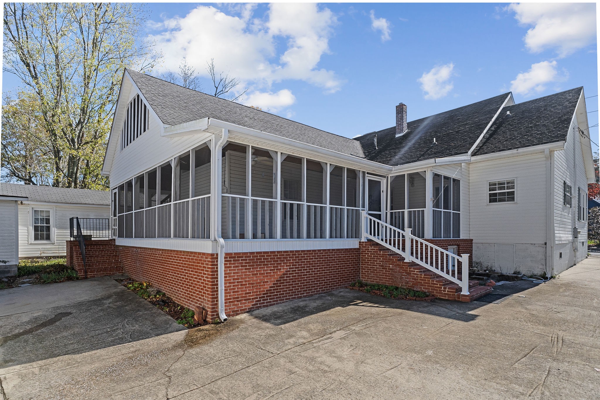 408 W Main Street Smithville TN 37166