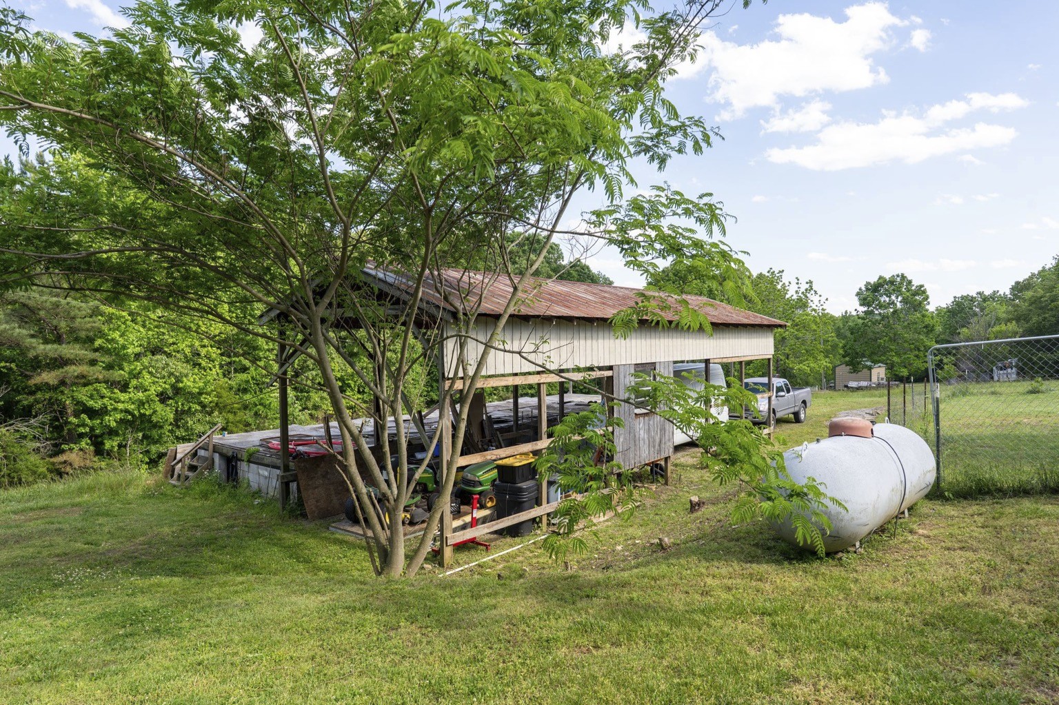 391 Gunson Ridge Road Cumberland City TN 37050