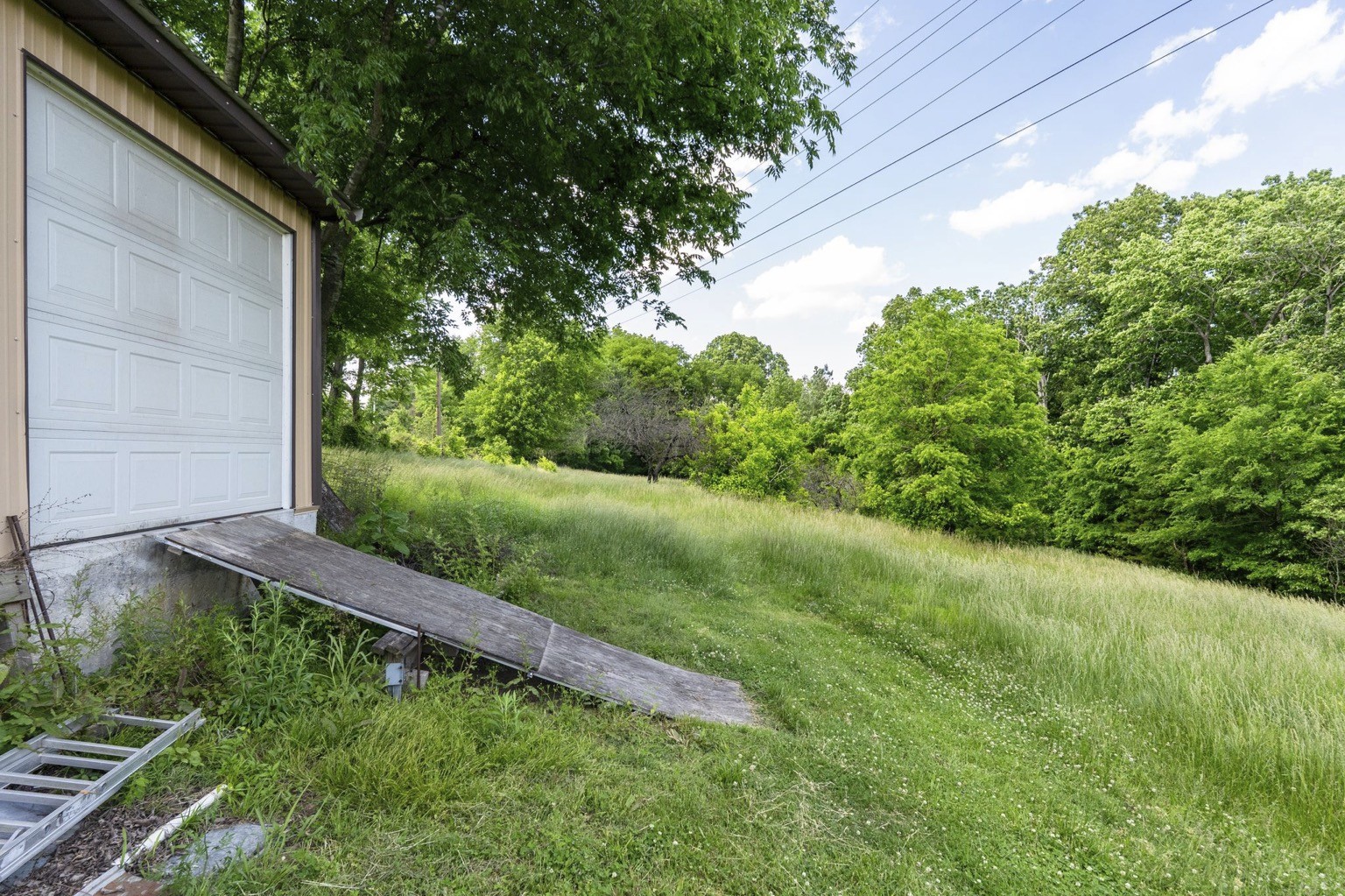 391 Gunson Ridge Road Cumberland City TN 37050