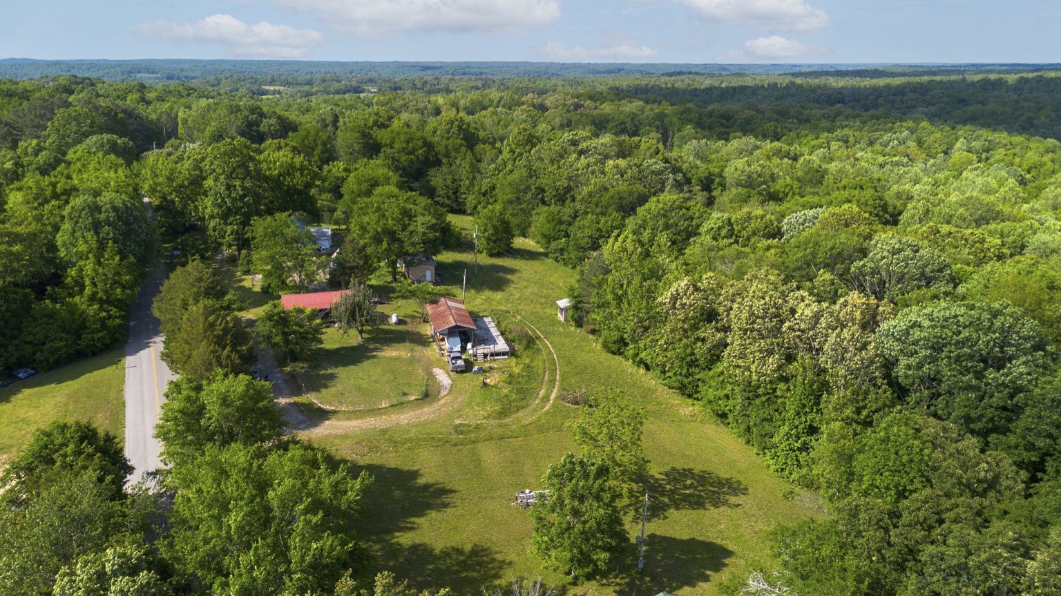 391 Gunson Ridge Road Cumberland City TN 37050