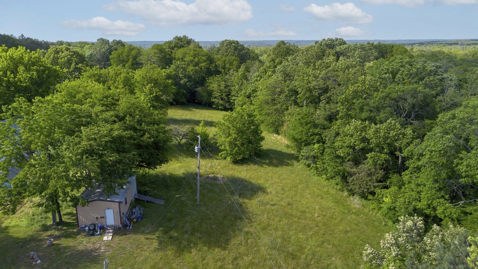 391 Gunson Ridge Road Cumberland City TN 37050