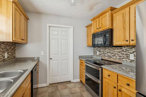 136 Thacker Drive Portland TN 37148