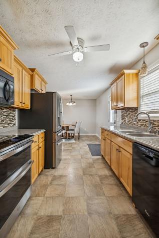 136 Thacker Drive Portland TN 37148