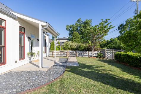 1811A 3rd Ave, N Nashville TN 37208